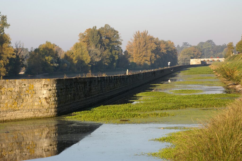 Canal Loire Photos